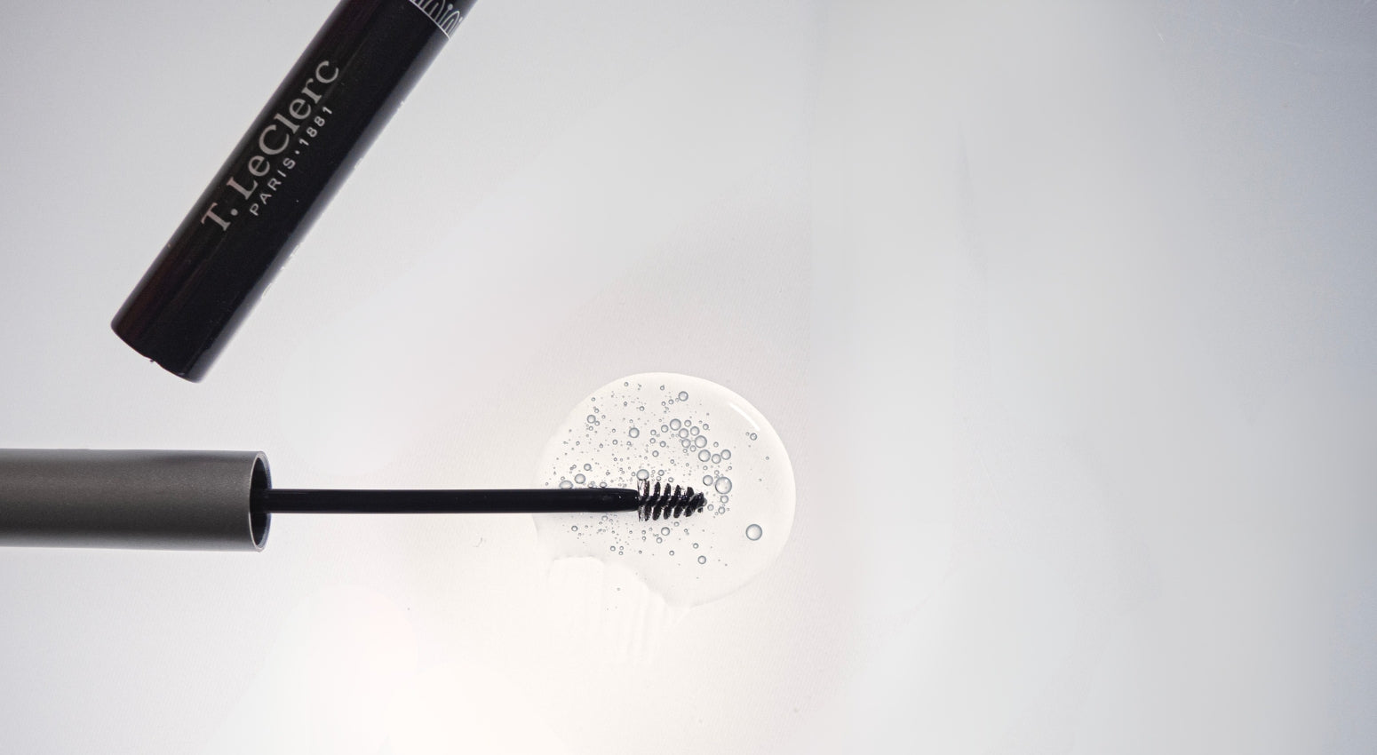 gel fixateur sourcils